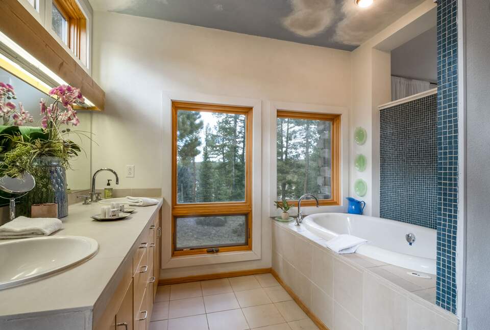 Alpine Escape on 80 Acres! - Angel Fire, New Mexico