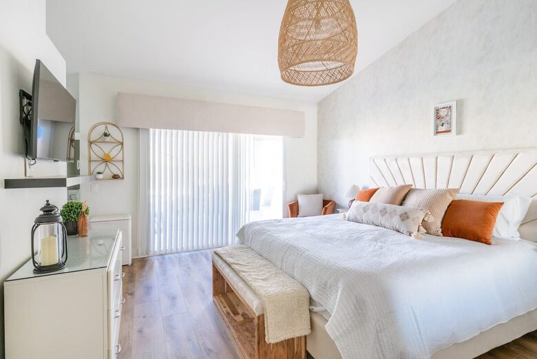 Indian Wells Desert Oasis - Indian Wells, California