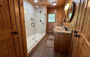 Scenic Georgia Cabin Minutes From Downtown Blue Ridge - Blue Ridge, Georgia