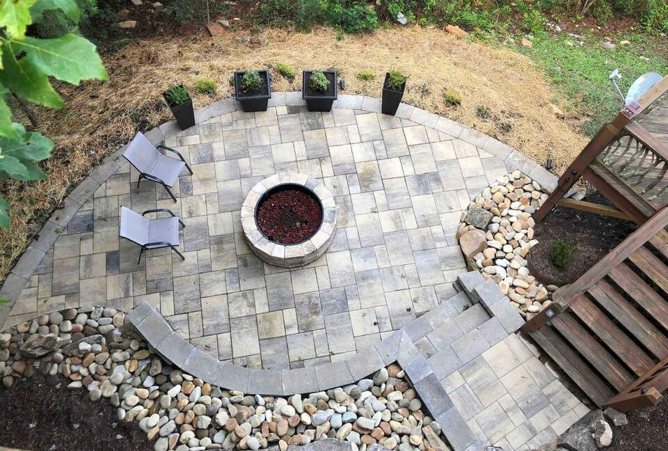 Scenic Georgia Cabin Minutes From Downtown Blue Ridge - Blue Ridge, Georgia