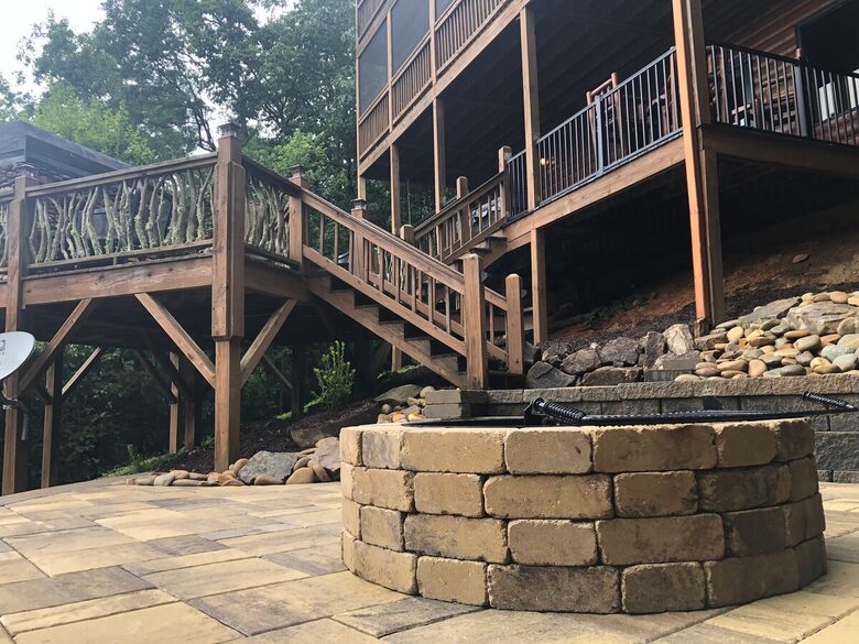 Scenic Georgia Cabin Minutes From Downtown Blue Ridge - Blue Ridge, Georgia