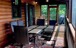 Scenic Georgia Cabin Minutes From Downtown Blue Ridge - Blue Ridge, Georgia