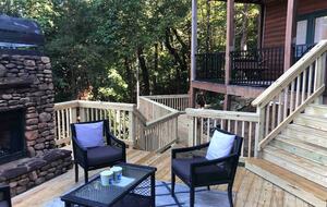 Scenic Georgia Cabin Minutes From Downtown Blue Ridge - Blue Ridge, Georgia