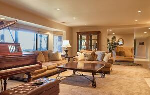 Howell Mountain Vineyard Retreat - Angwin, California