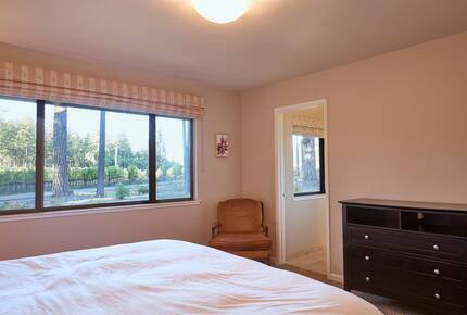 Howell Mountain Vineyard Retreat - Angwin, California