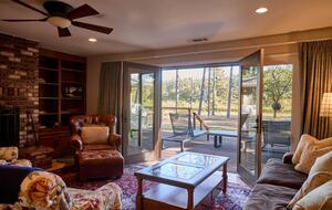 Howell Mountain Vineyard Retreat - Angwin, California