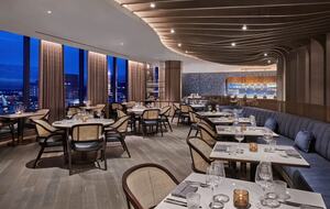 Sophisticated High-Rise Retreat in the Heart of Downtown Portland - Portland, Oregon