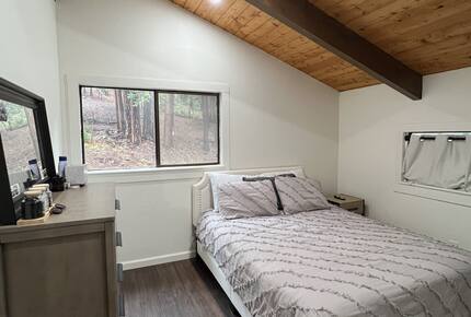 Rustic Mountain Retreat Near Lakes and Ski Slopes - Arnold, California