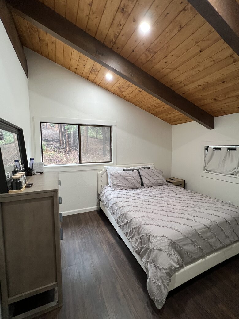 Rustic Mountain Retreat Near Lakes and Ski Slopes - Arnold, California