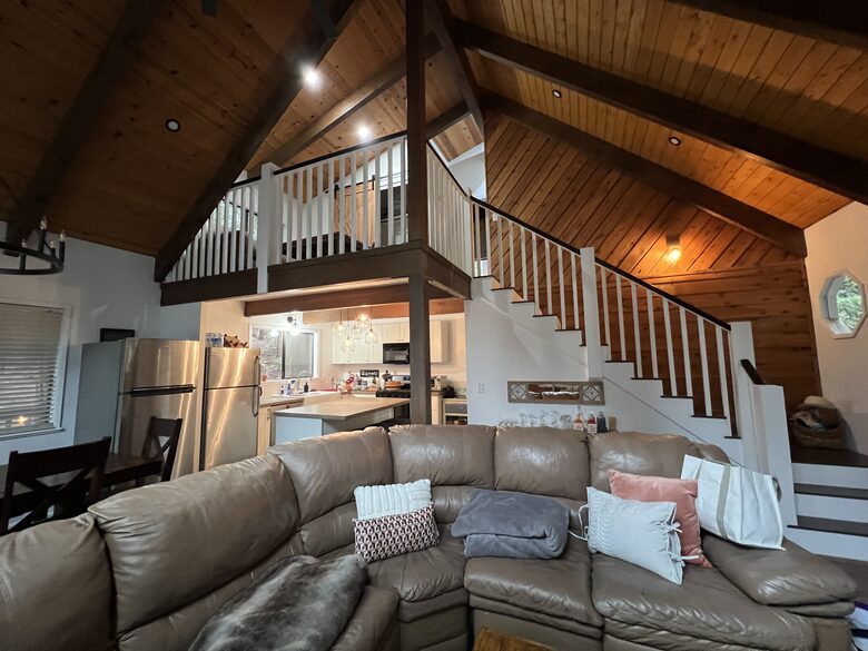 Rustic Mountain Retreat Near Lakes and Ski Slopes - Arnold, California