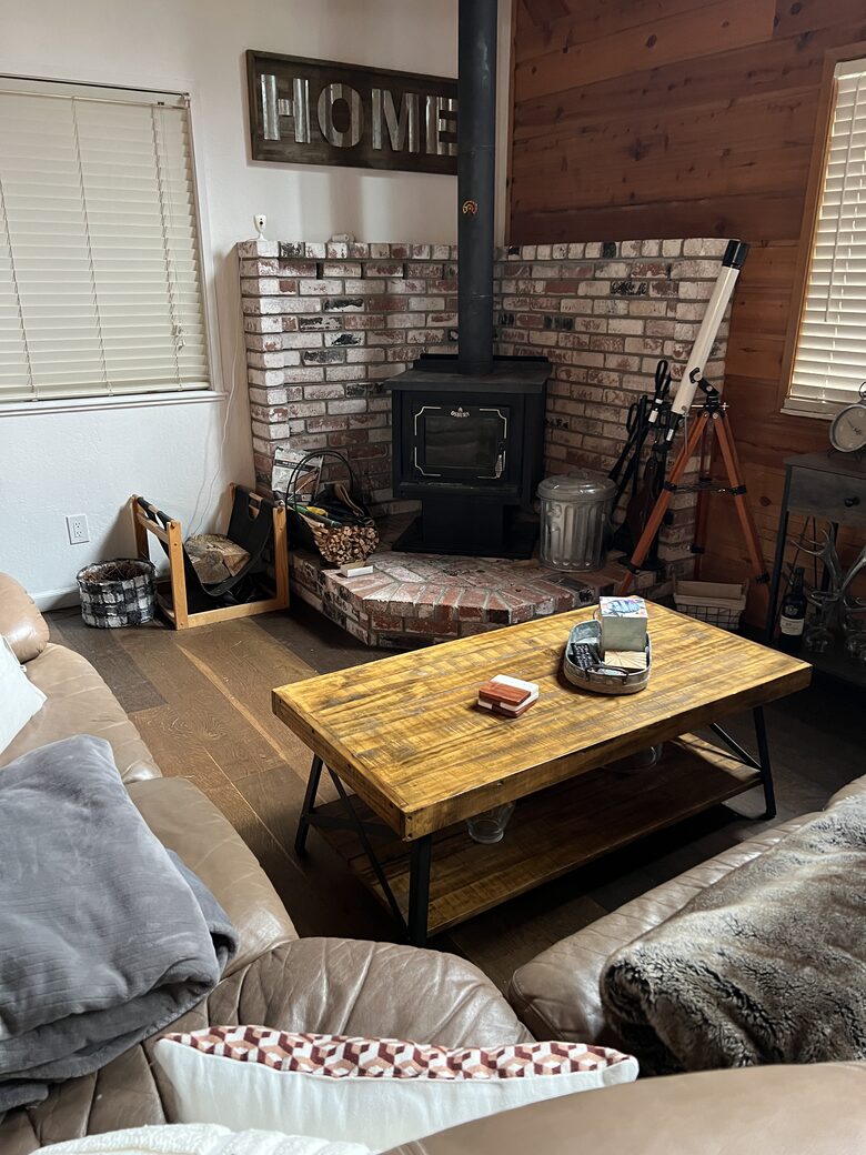 Rustic Mountain Retreat Near Lakes and Ski Slopes - Arnold, California