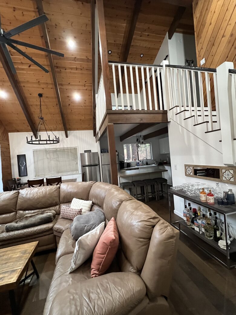 Rustic Mountain Retreat Near Lakes and Ski Slopes - Arnold, California