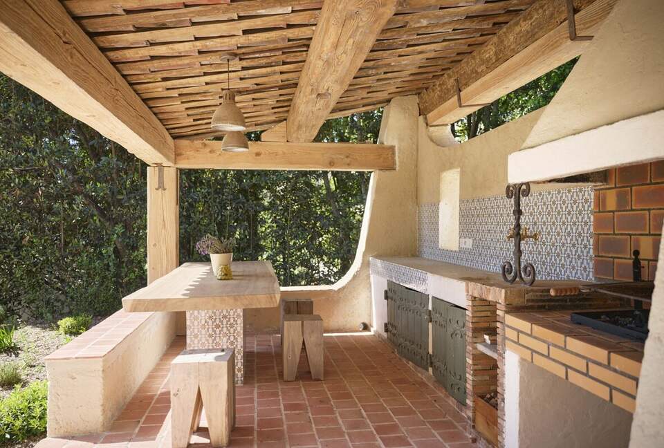 Elegant Hillside Retreat in the Heart of the Côte d’Azur - Mougins, France