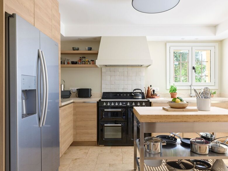 Elegant Hillside Retreat in the Heart of the Côte d’Azur - Mougins, France