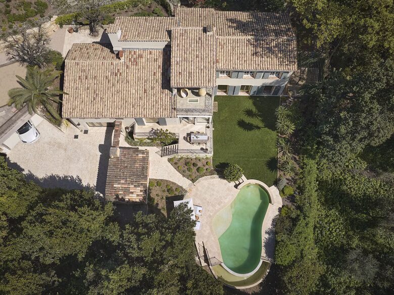 Elegant Hillside Retreat in the Heart of the Côte d’Azur - Mougins, France