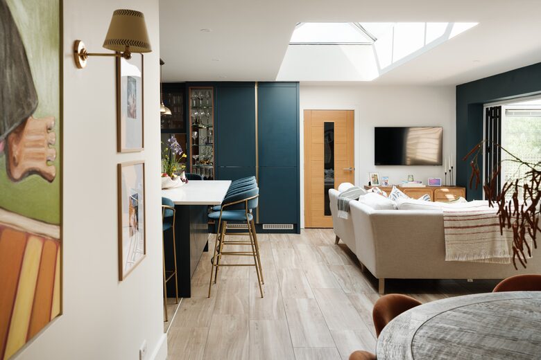 Refined Seaside Escape with Elegant Design - Christchurch, United Kingdom