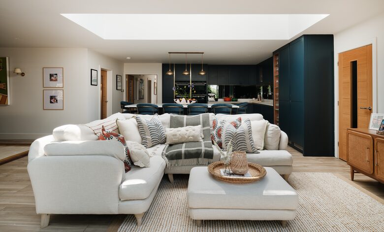 Refined Seaside Escape with Elegant Design - Christchurch, United Kingdom