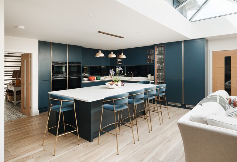 Refined Seaside Escape with Elegant Design - Christchurch, United Kingdom