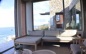 RROAR - Luxury Living on the Rocks - Herolds Bay, South Africa