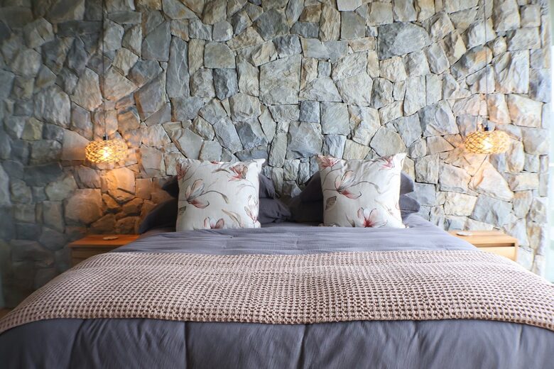 RROAR - Luxury Living on the Rocks - Herolds Bay, South Africa