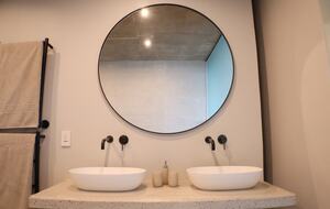 RROAR - Luxury Living on the Rocks - Herolds Bay, South Africa