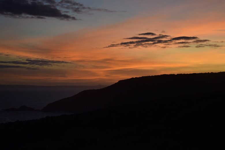 RROAR - Luxury Living on the Rocks - Herolds Bay, South Africa