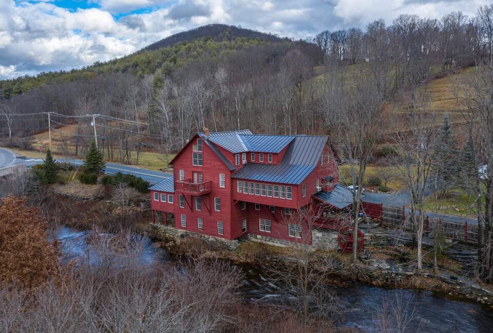 The Grist Mill House on Williams River - Chester, Vermont