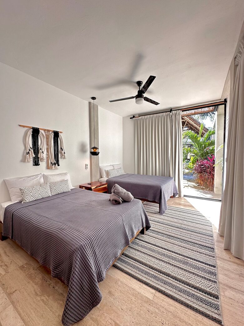 Twin Villas of La Veleta - La Veleta, Mexico