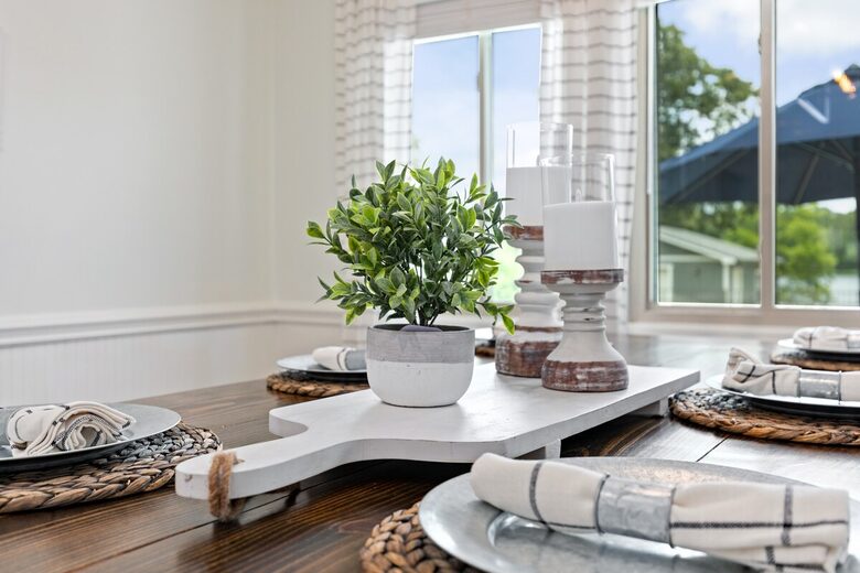 Parkton Waterfront Retreat - Parkton, North Carolina