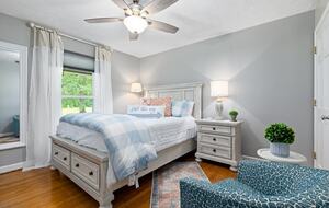 2nd Guest Bedroom - Queen Bed