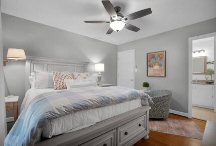 Parkton Waterfront Retreat - Parkton, North Carolina