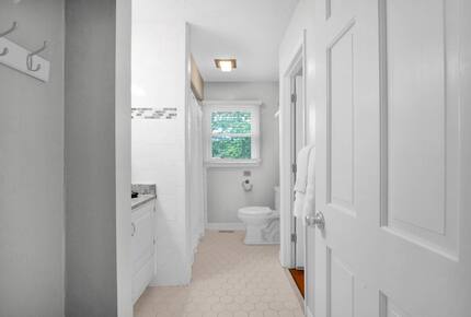 Guest Bathroom Downstairs