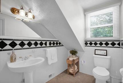 Parkton Waterfront Retreat - Parkton, North Carolina