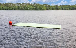 Parkton Waterfront Retreat - Parkton, North Carolina