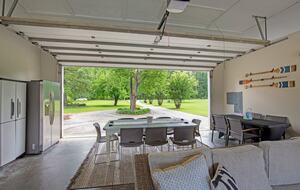 Parkton Waterfront Retreat - Parkton, North Carolina