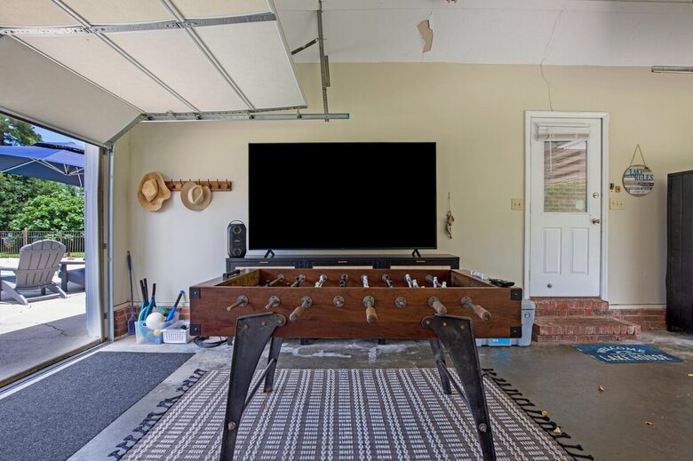 Parkton Waterfront Retreat - Parkton, North Carolina