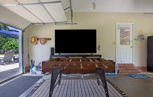 Parkton Waterfront Retreat - Parkton, North Carolina