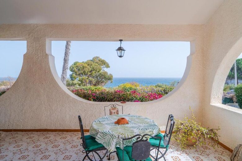 Tasteful Mediterranean Home with Sea Views - Fontane Bianche, Syracuse, Italy