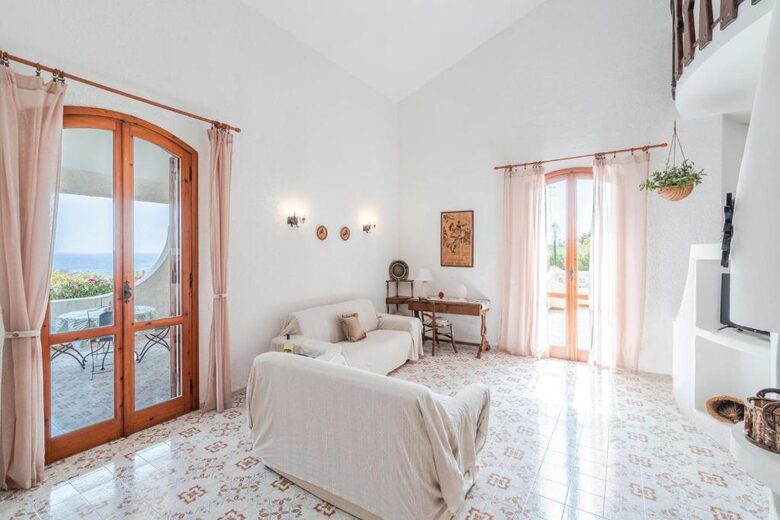 Tasteful Mediterranean Home with Sea Views - Fontane Bianche, Syracuse, Italy