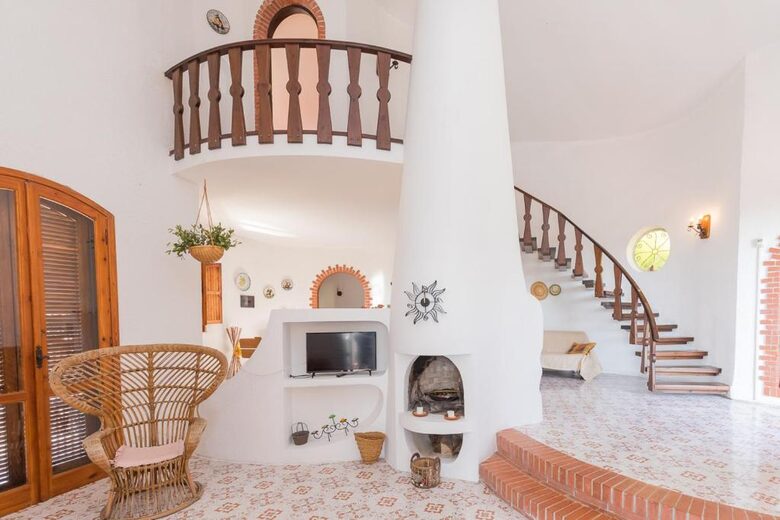 Tasteful Mediterranean Home with Sea Views - Fontane Bianche, Syracuse, Italy