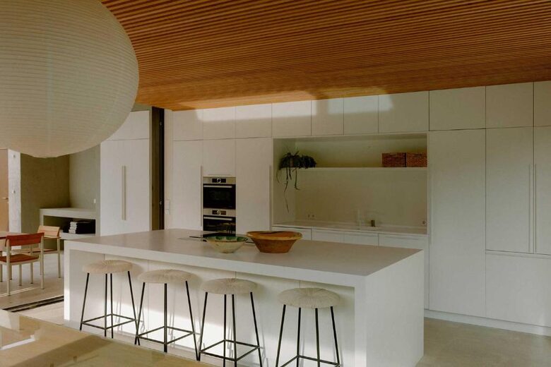 Ultra-Luxe Hillside Retreat Above Marbella - Benahavís, Spain