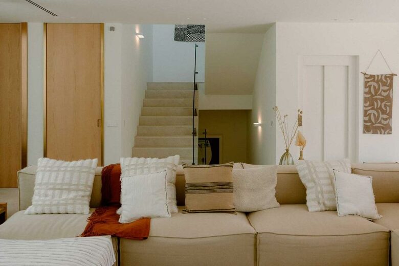 Ultra-Luxe Hillside Retreat Above Marbella - Benahavís, Spain