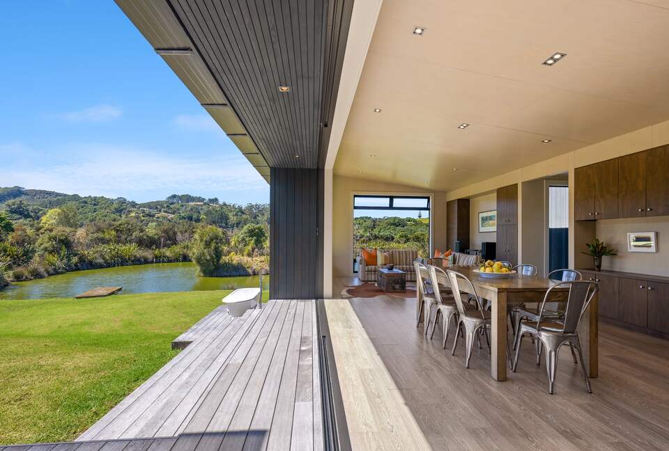 Matakana Water-View Escape - Matakana, New Zealand