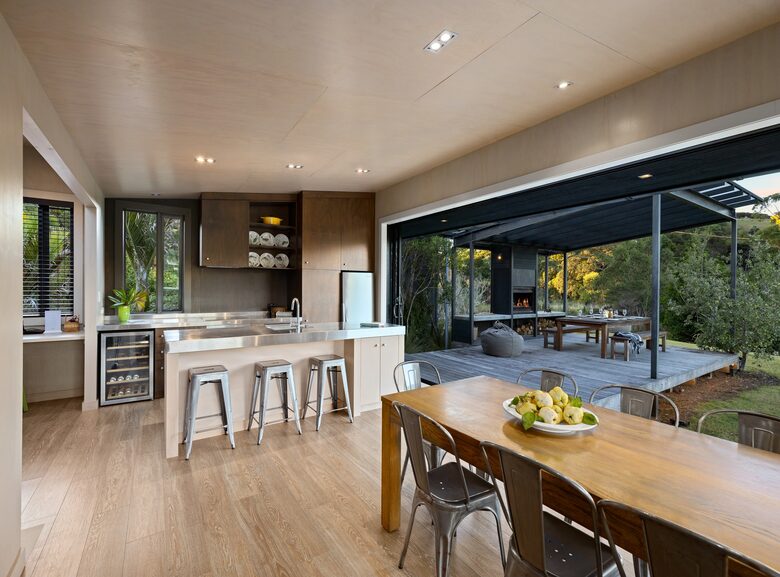 Matakana Water-View Escape - Matakana, New Zealand