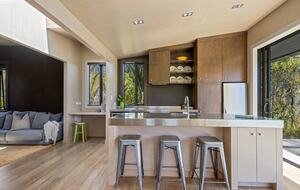 Matakana Water-View Escape - Matakana, New Zealand