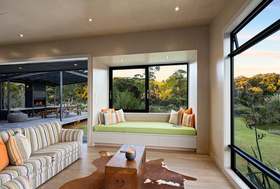 Matakana Water-View Escape - Matakana, New Zealand