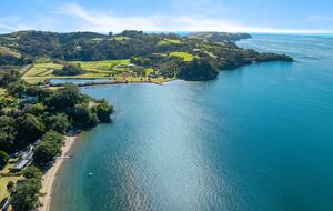 Matakana Water-View Escape - Matakana, New Zealand
