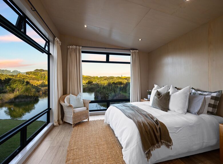 Matakana Water-View Escape - Matakana, New Zealand