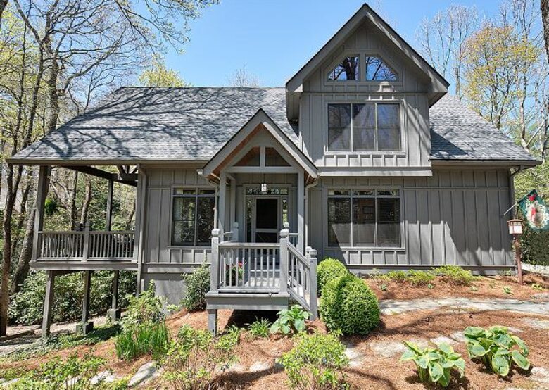 Cozy Lake Toxaway Escape - Lake Toxaway, North Carolina