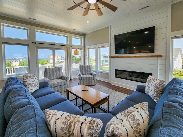 Coastal Horizon Residence in Southern Shores - Southern Shores, North Carolina